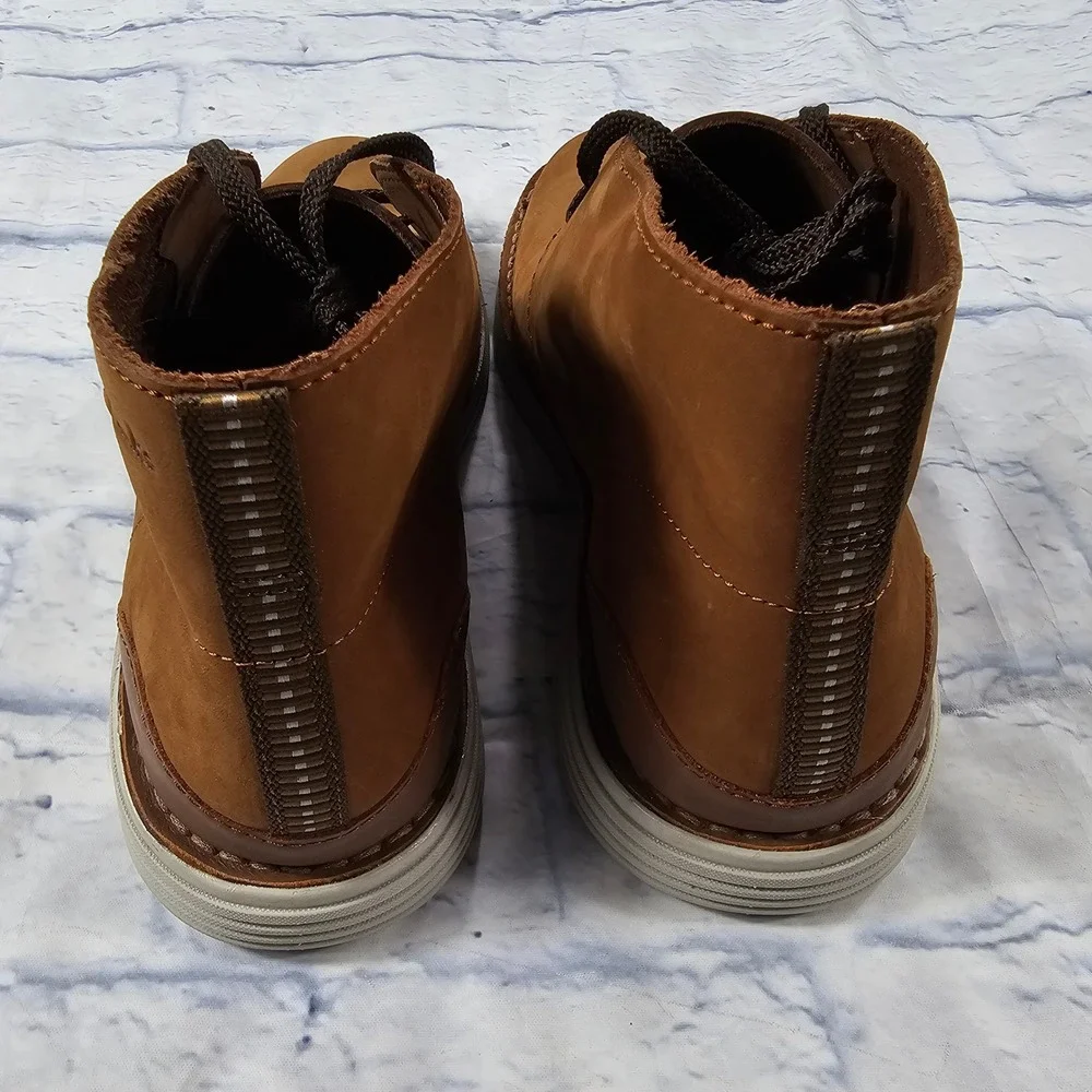 Clarks Brahnz Nubuck Boots Mens 9 Brown Suede Extreme Comfort Desert Shoes